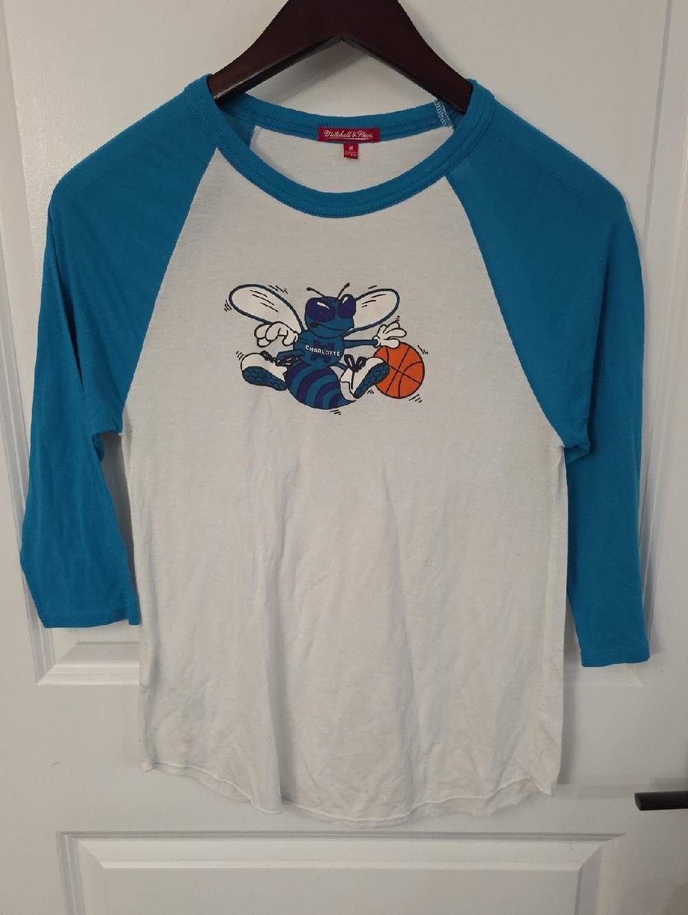 Womans Quarter Sleeve Mitchell & Ness Tee